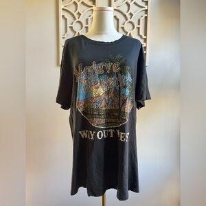 Show Me Your MuMu Charcoal Tee